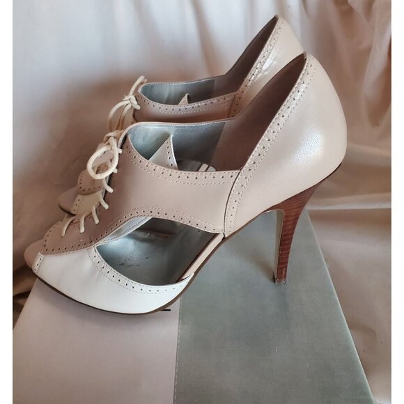 Marc Fisher Lace Up Stilettos Heels Womens Sz 8 Shoes Mfardenly - Picture 5 of 7